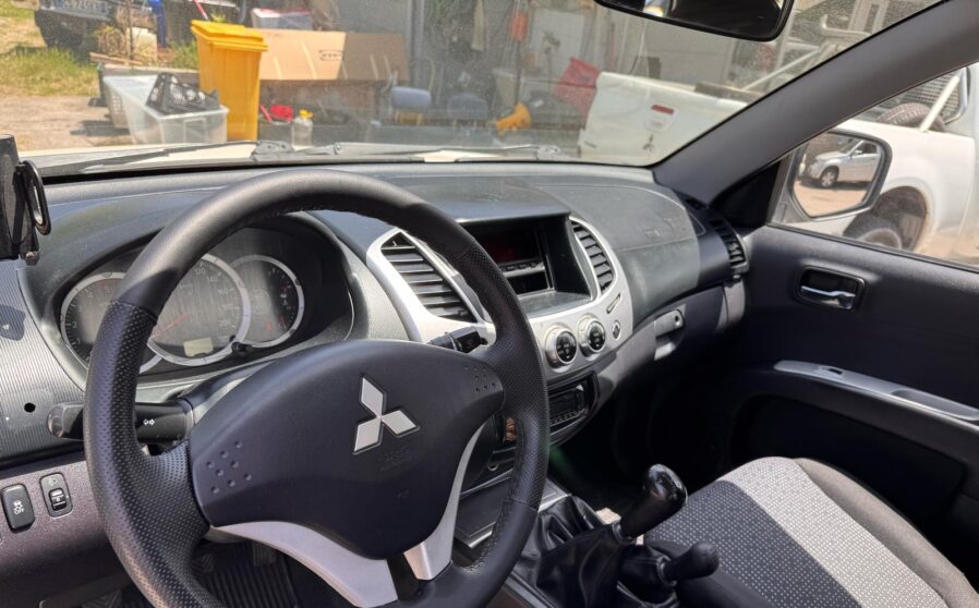 5cfef505-7008-4017-904b-40e9ca643f99