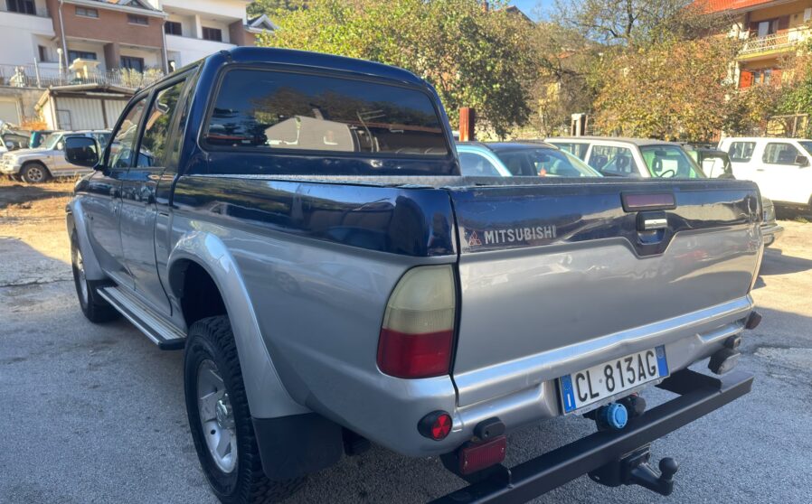 Mitsubishi L200 2.5 TDI 4WD Double Cab Pick-up GLS